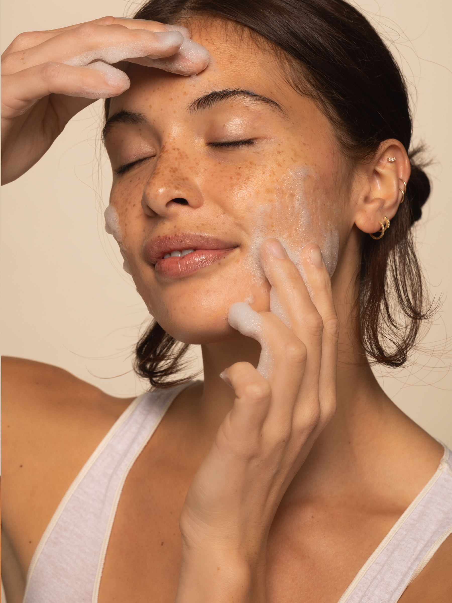 Micellar Gel Cleanser with Amino Acids & Green Tea Extract